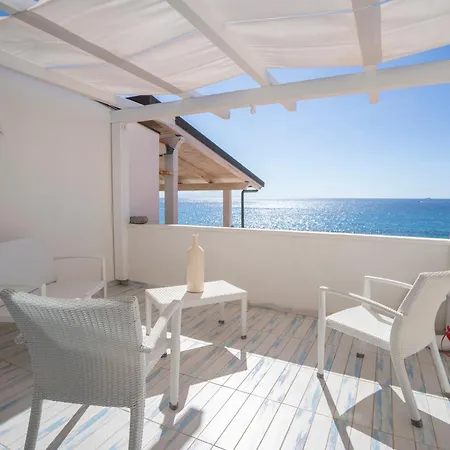 I Gradini Sul Mare Villa *